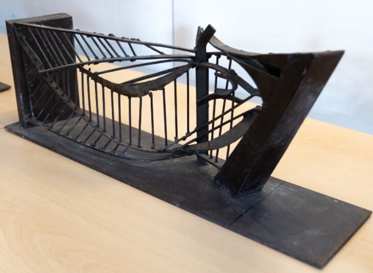 Maquette en bronze d'un portail - Pierre Zvenigorodsky © Franck Rondot